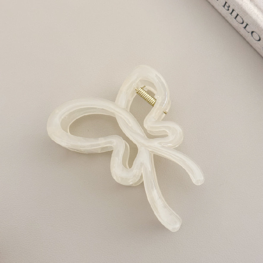 バタフライ ヘアークリップ / butterfly hair clip